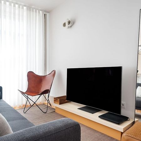 Stylish Apartment In City Center Porto Exterior photo